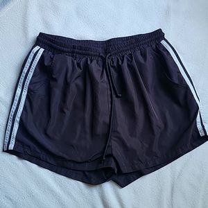 Athletic shorts